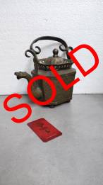 (TPC 68) TEKO KUNINGAN MOTIF