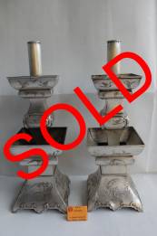 (TPT 150) TEMPAT LILIN KUNING...